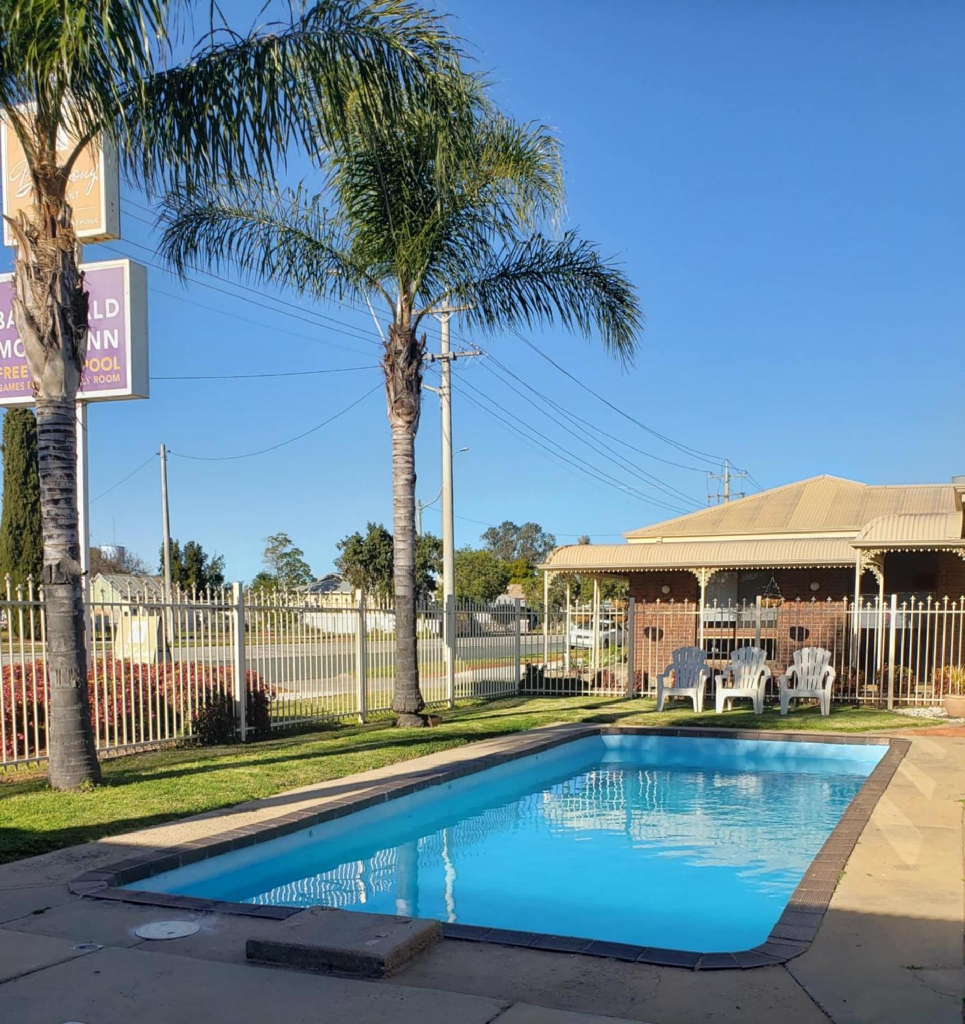 Balranald Motor Inn Extérieur photo