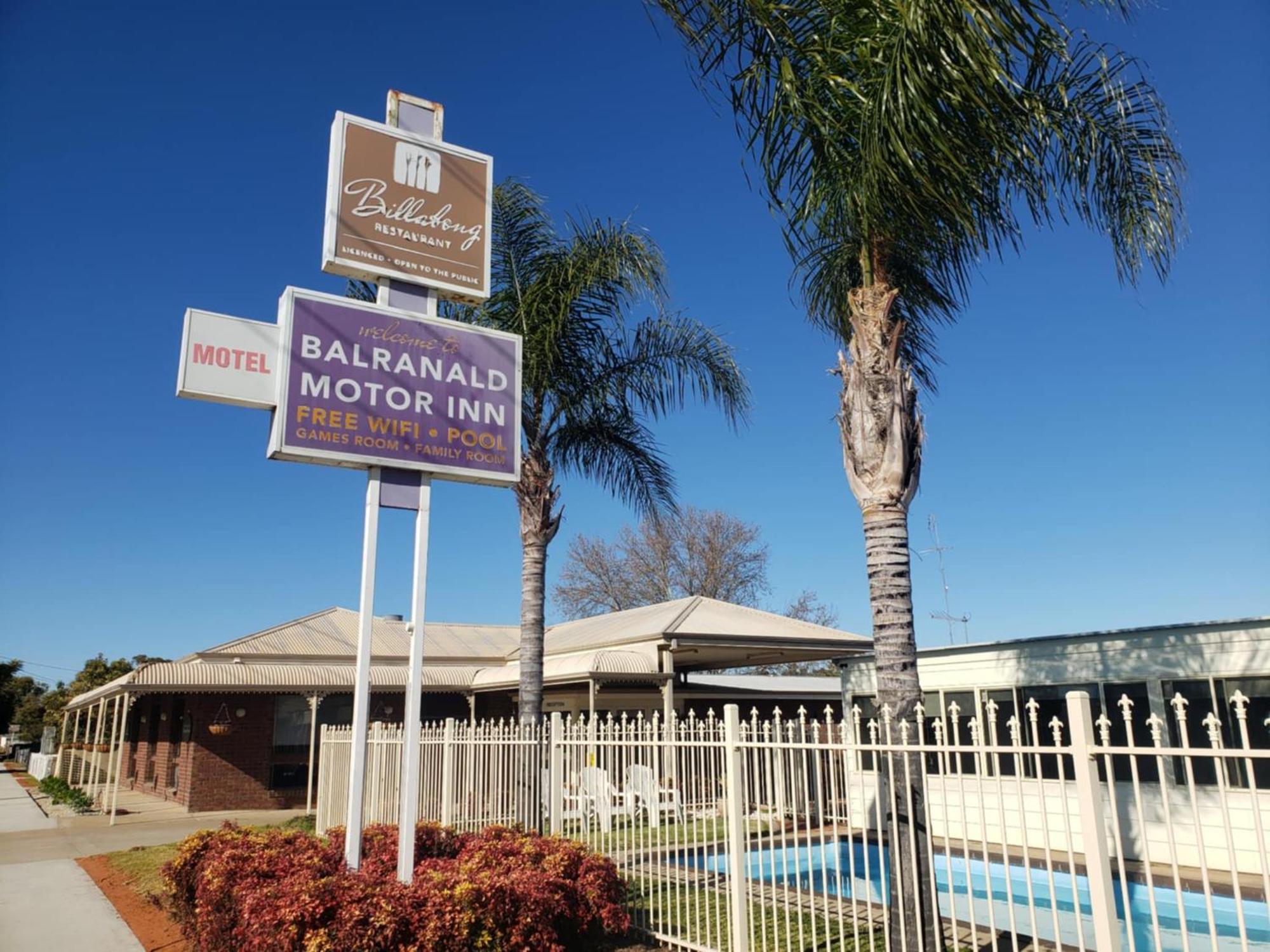 Balranald Motor Inn Extérieur photo